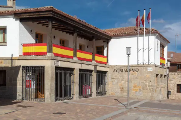 Ayuntamiento Navalagamella